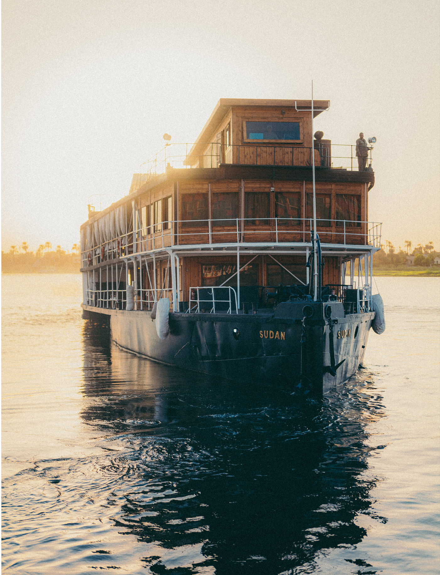 188 195 Feature Deathonthenile6