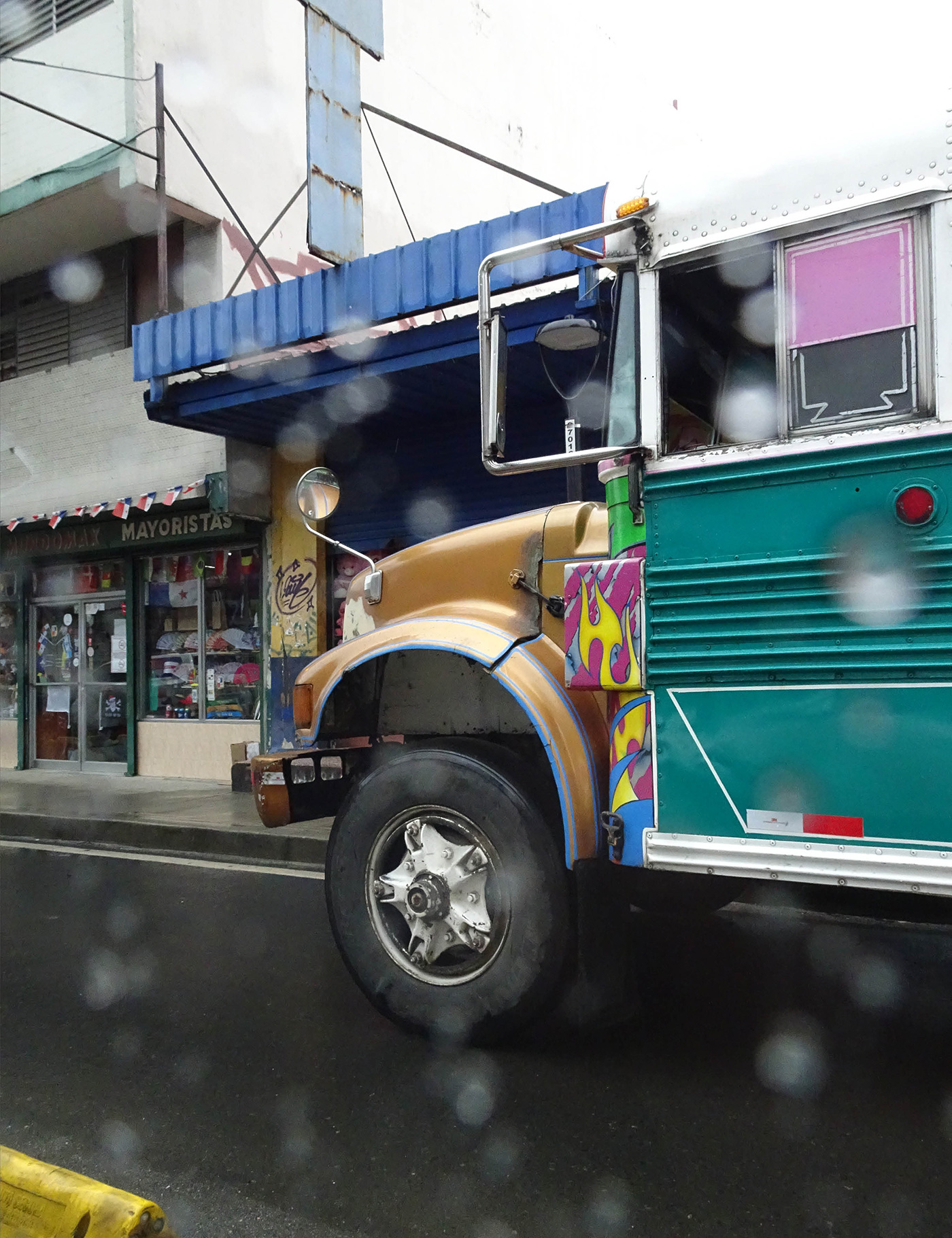 070 079 Feature Panama2