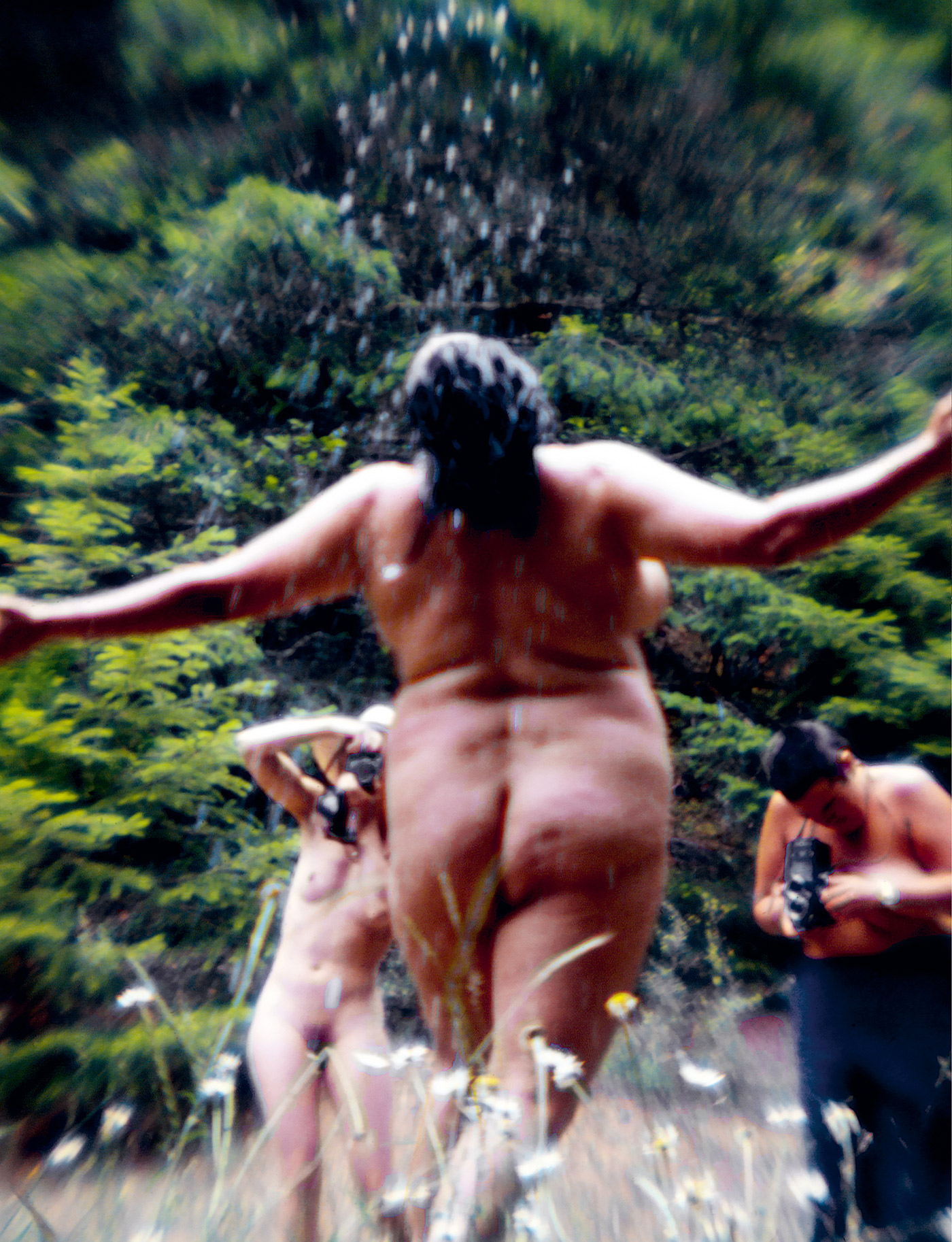 Izabella Scott Elizabeth Lovatt Tee A. Corinne 6