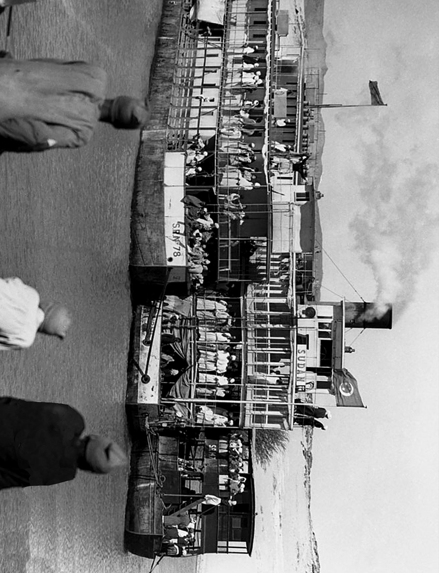 188 195 Feature Deathonthenile4